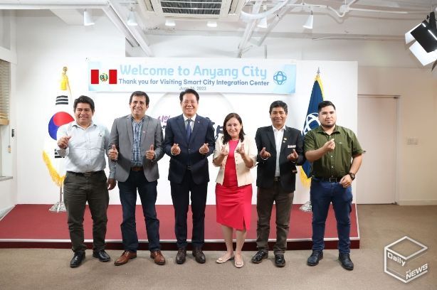 6월 26일 페루의 아방카이시(市), 찰후아후아초시(市) 등 5개 시장이 스마트도시 우수사례 견학으로 안양시를 방문했다.