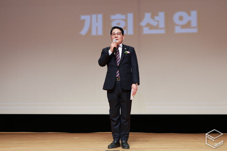 문기주 GJC국제지식경제포럼 총재