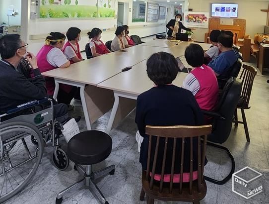 안양시 만안구보건소, 찾아가는 요양원 감염병 예방 관리 교육 실시