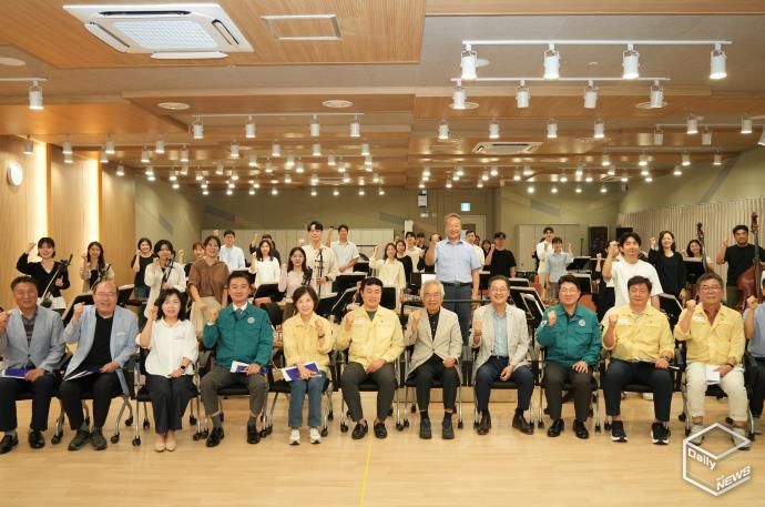 1일차 평택시립관현악단 연습실 방문한 평택시의회 복지환경위원회