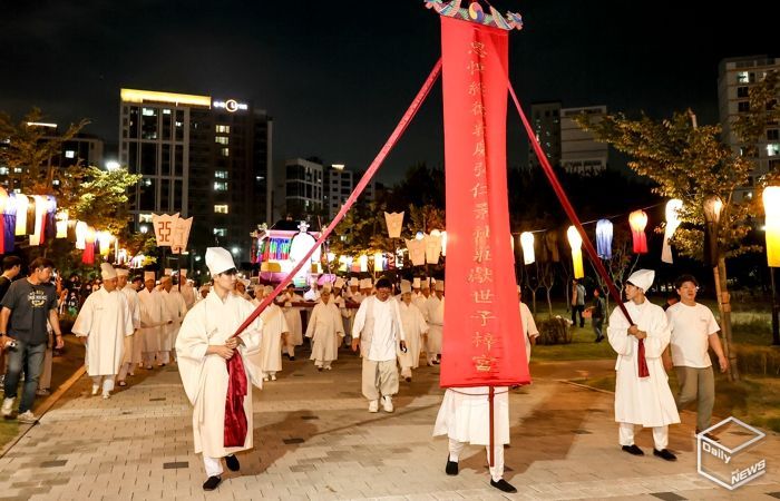 ‘정조대왕의 효심을 품은 도시’... 화성특례시 2025 정조대왕효문화제·정조대왕능행차 개막