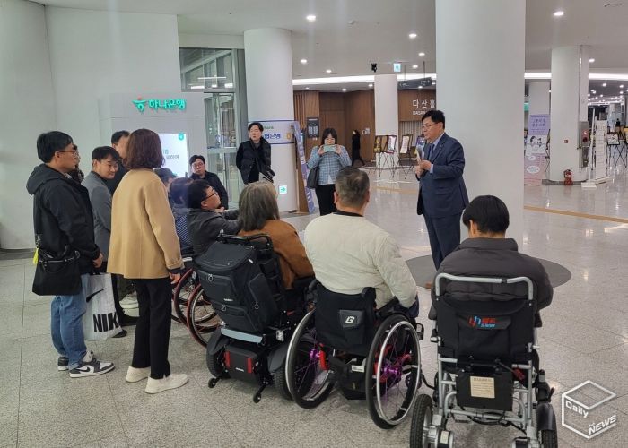이선구 의원, 복지예산 축소 문제 현장과 논의
