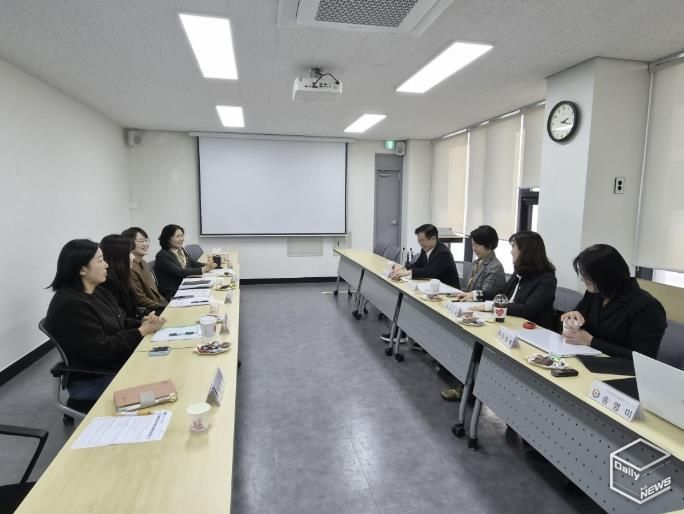 수원시가 ‘경기도·경기복지재단 찾아가는 맞춤형 돌봄통합지원 컨설팅’에 참여하고 있다.